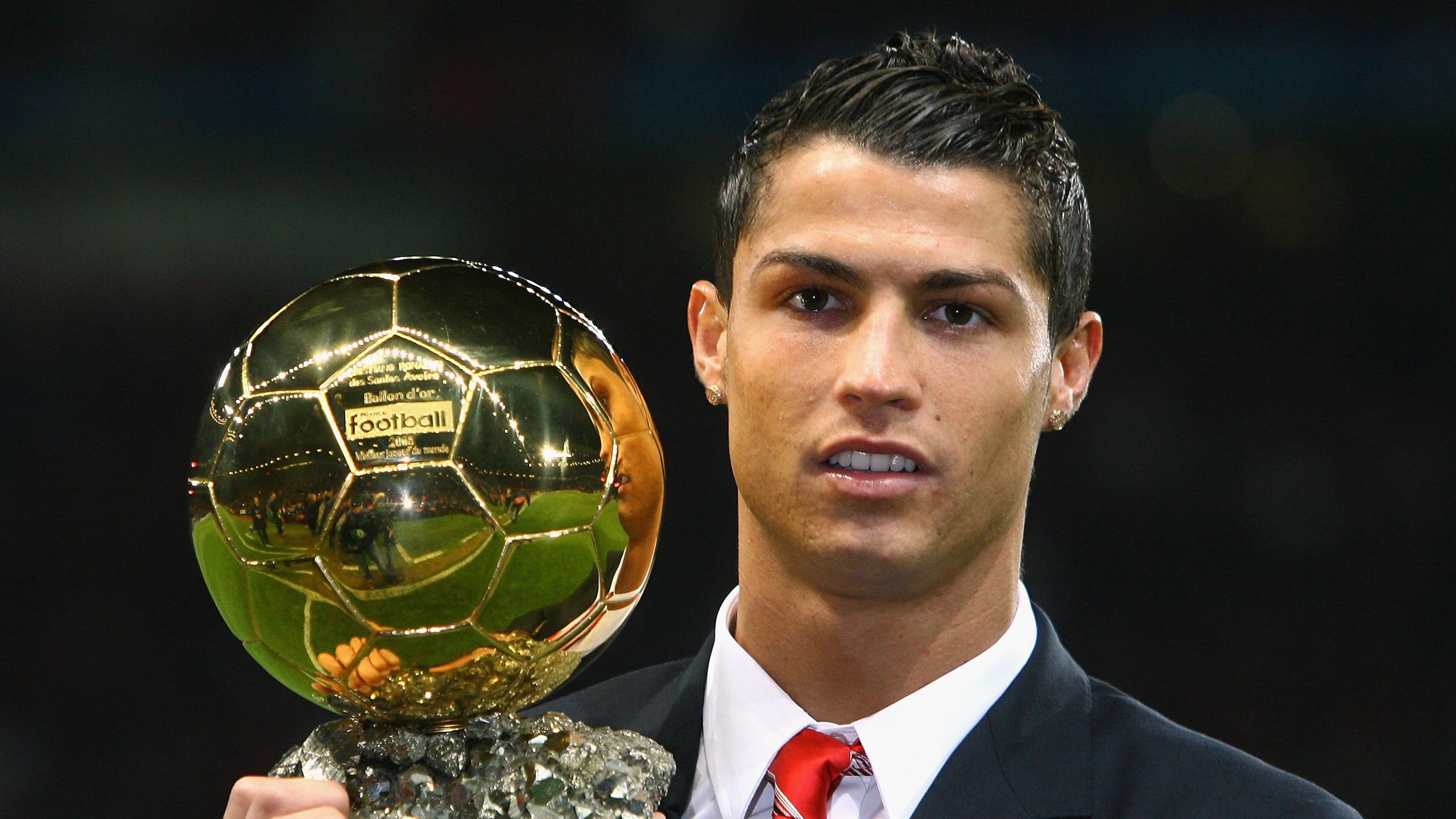 法国名将杜普兰蒂斯再破撑杆跳世界纪录 6.25米刷新人类极限